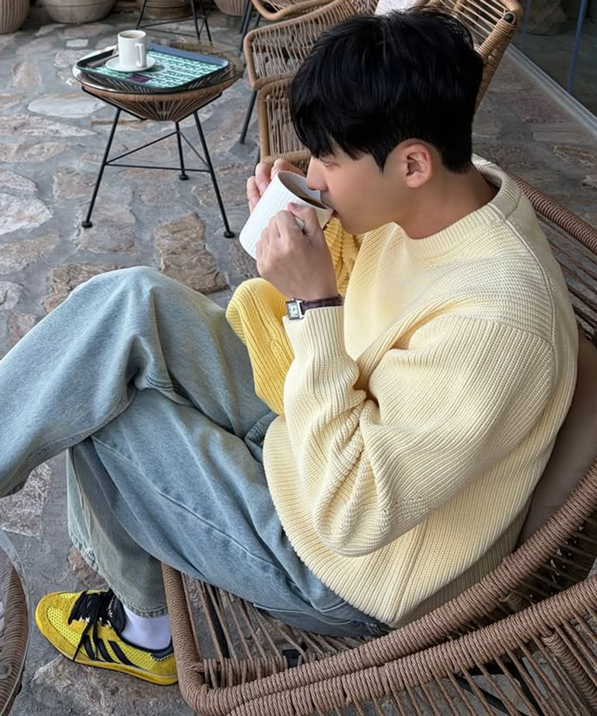인템포무드(INTEMPOMOOD) 하찌 엘보 볼륨 풀오버_옐로우