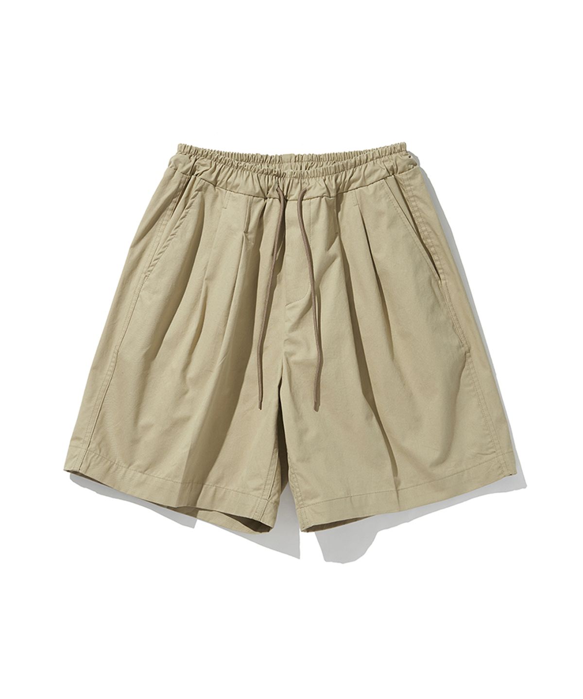 모아(MOAA) 버뮤다 투턱 하프 팬츠 (BEIGE)