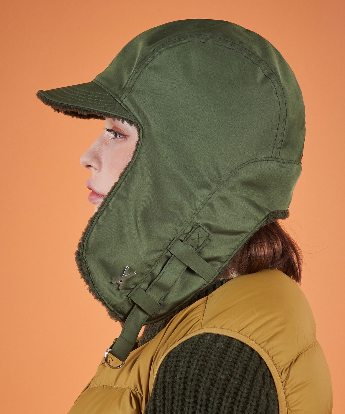 바잘(VARZAR) 스터드 로고 오버핏 트루퍼햇 카키