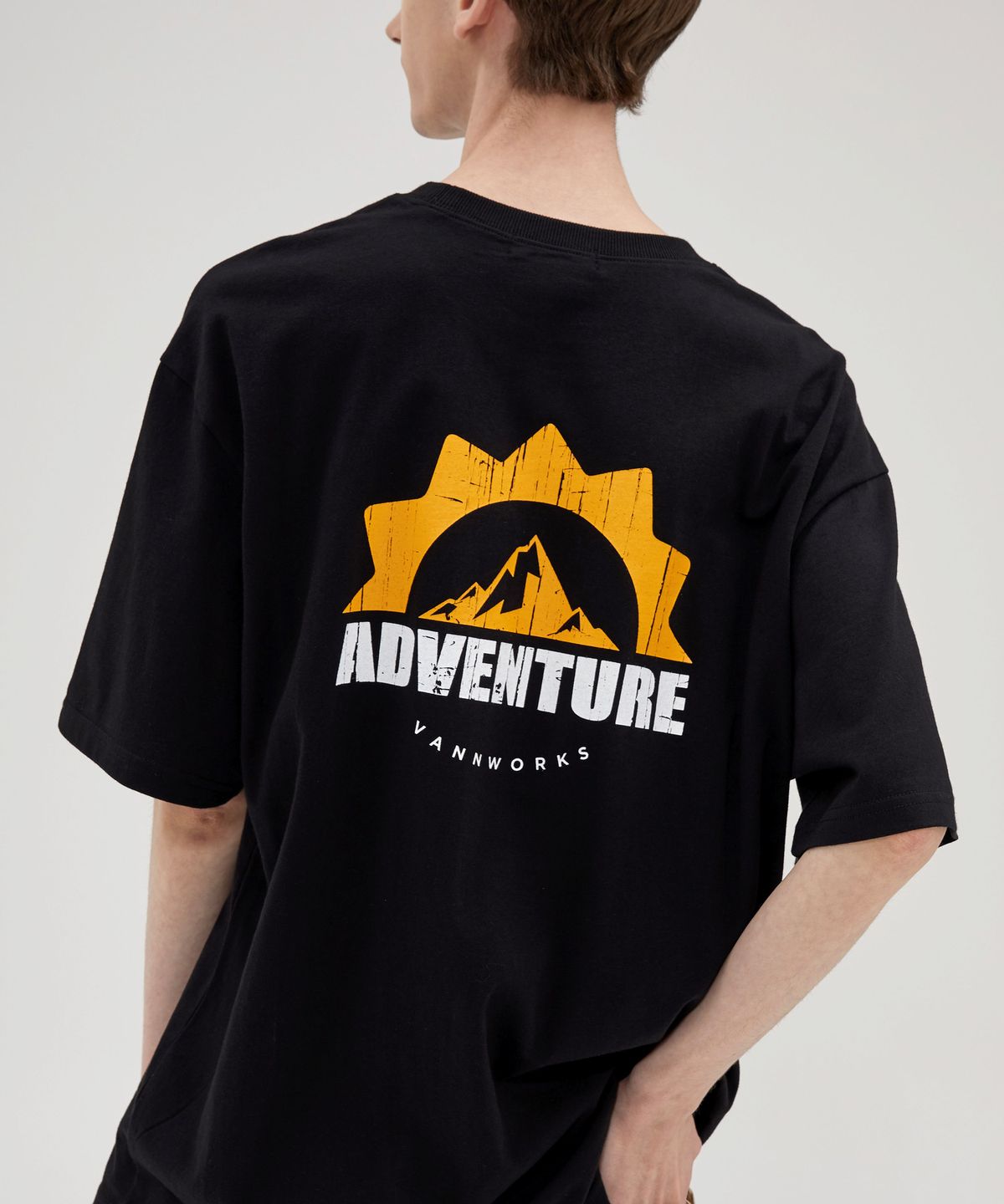 밴웍스(VANNWORKS) Adventure 오버핏 반팔 티셔츠 (VNCTS209) 블랙