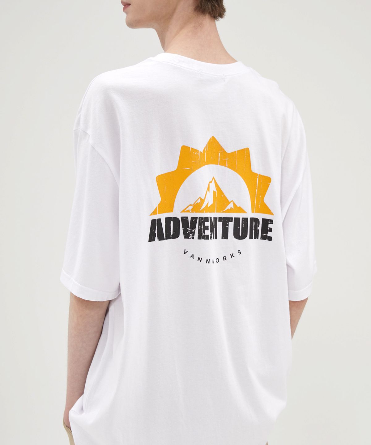 밴웍스(VANNWORKS) Adventure 오버핏 반팔 티셔츠 (VNCTS209) 화이트