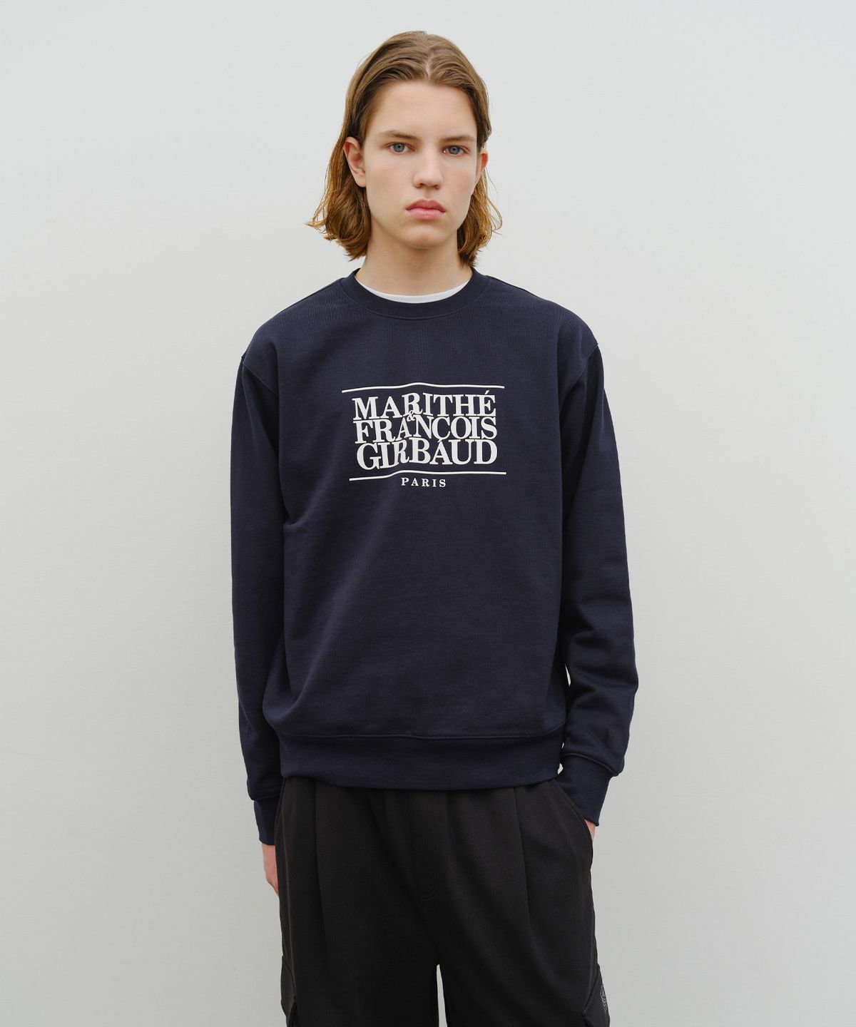 마리떼 프랑소와 저버(MARITHÉ + FRANҪOIS GIRBAUD) CLASSIC LOGO SWEATSHIRT navy