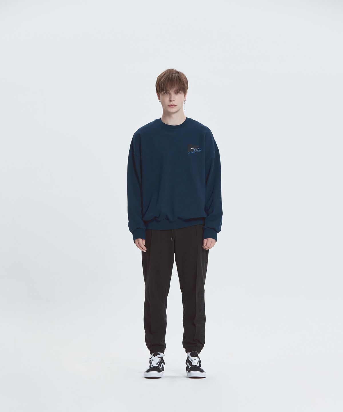 베스띠또(VESTITO) DOPPIO LOGO SWEAT(더블 로고 맨투맨 티)