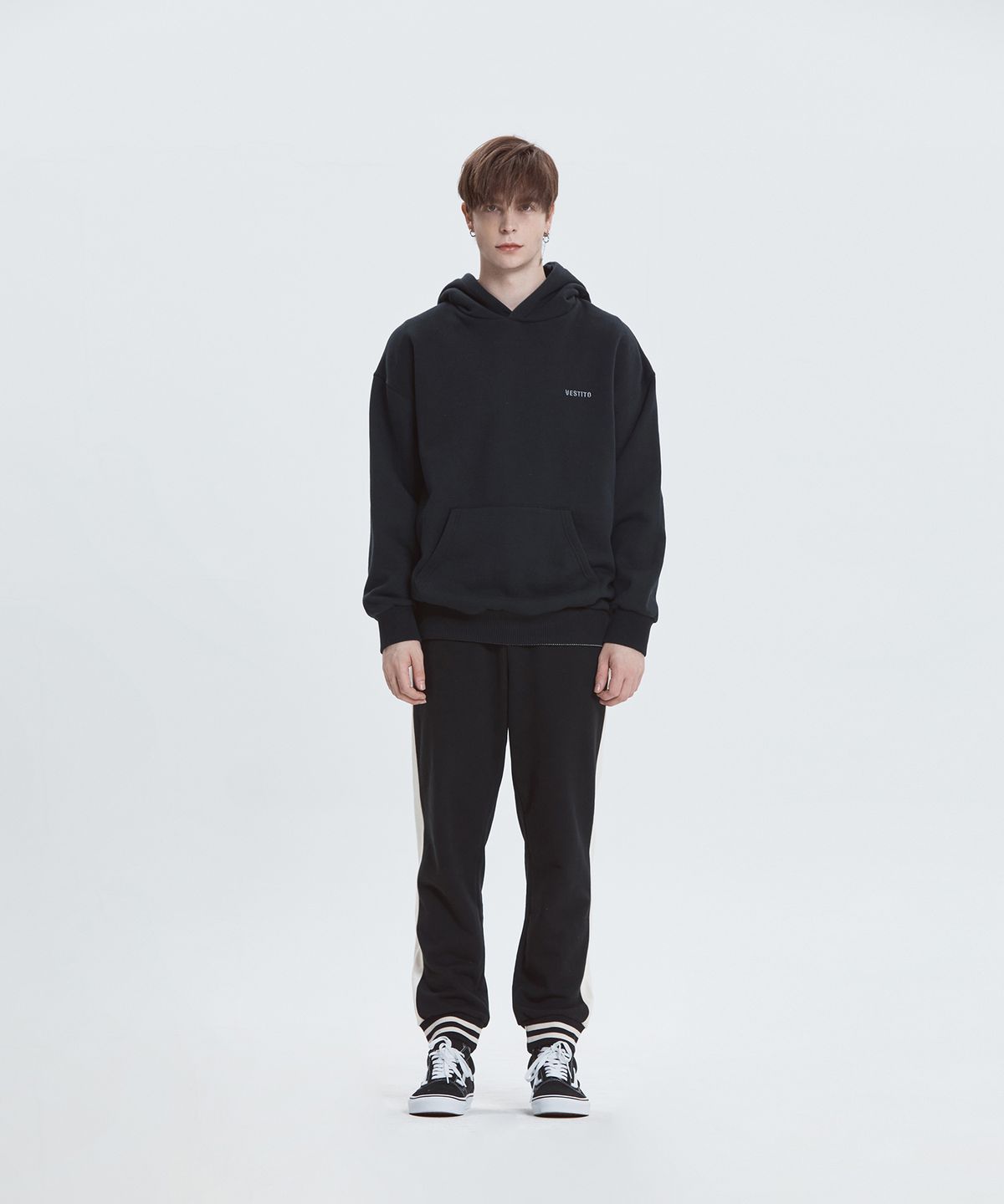 베스띠또(VESTITO) LOGO GRANDE HD SWEAT(빅 로고 후드 티)