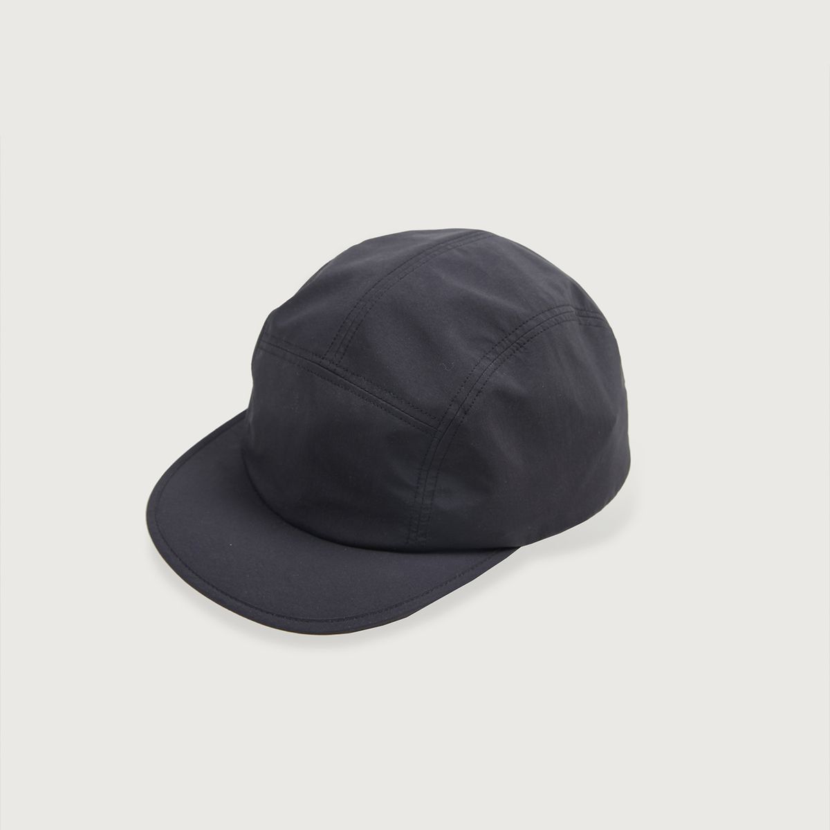 벤(BBEEEENN) 폴더블 패딩 스트랩 캡_블랙