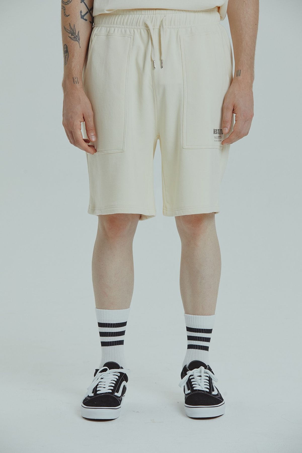 베스띠또(VESTITO) OUT POCKET SHORTS(아웃포켓 반바지)