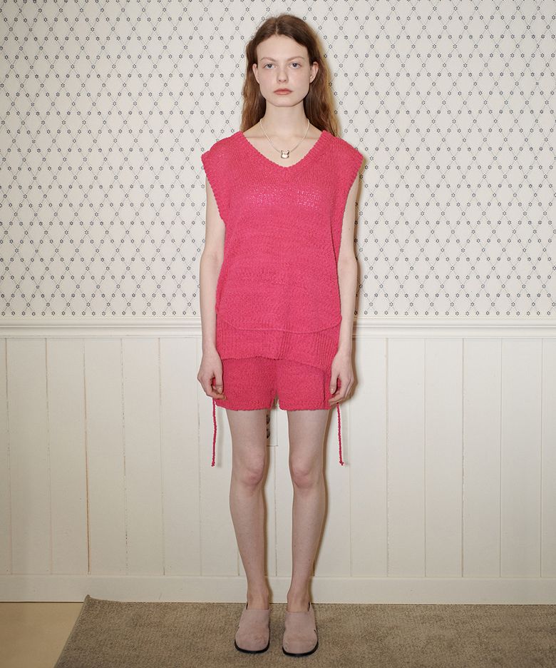 BACK POINT KNIT VEST