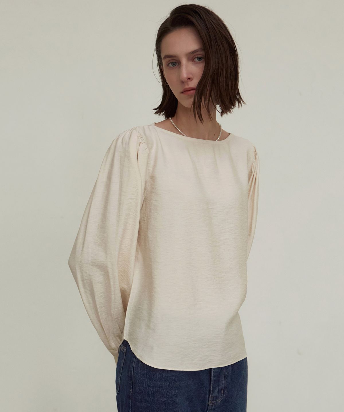 닉앤니콜(NICK&NICOLE) SHIRRING PUFF BLOUSE_CREAM
