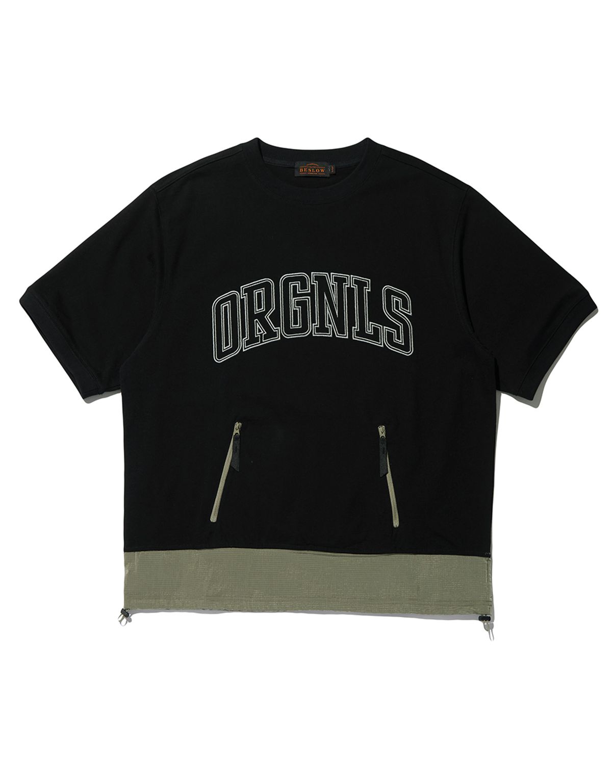비슬로우(BESLOW) CONTRAST PANNEL SWEAT HALF SHIRT BLACK
