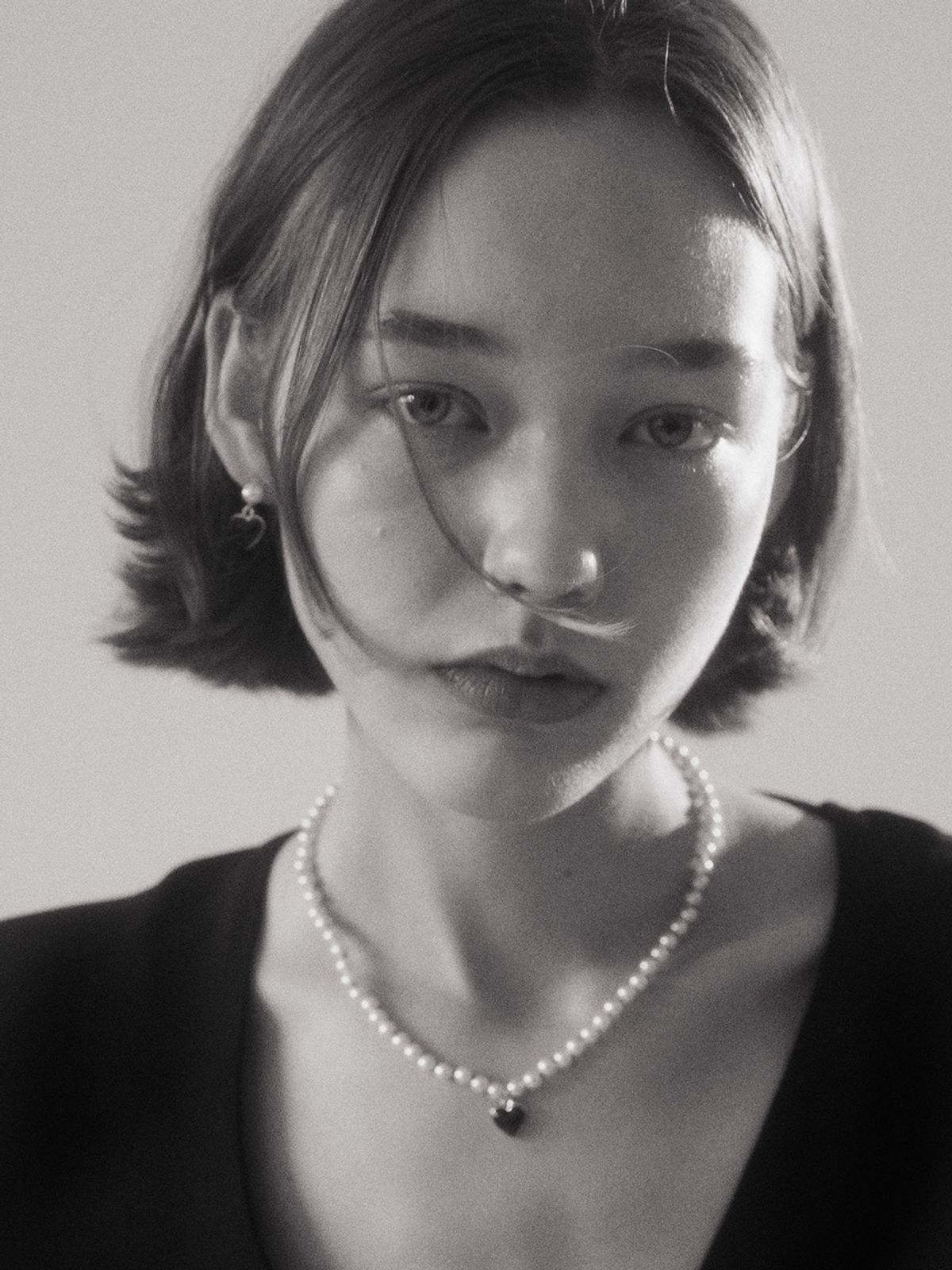 빈티지헐리우드(VINTAGE HOLLYWOOD) Silky Black n Pearl Heart Necklace_VH23N4NE114B
