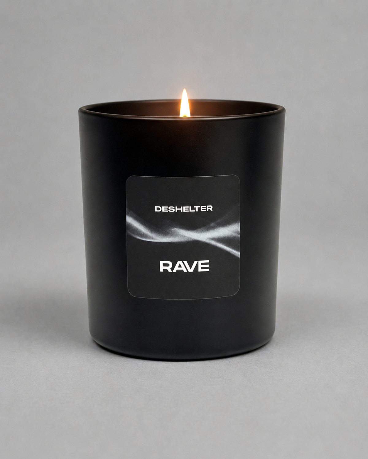 디쉘터(DESHELTER) RAVE 7oz 스파이시 우디 머스크의 복합적 시프레향 소이캔들