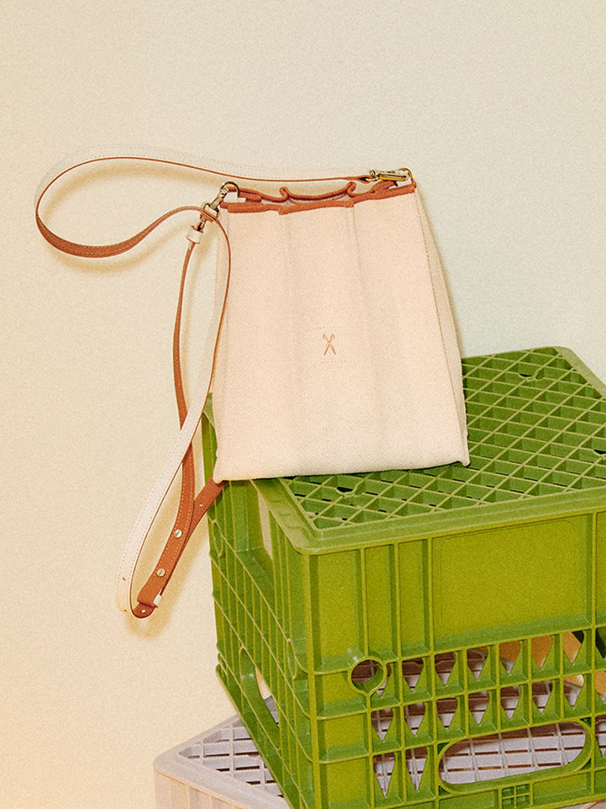 조셉앤스테이시(JOSEPH&STACEY) Lucky Pleats Canvas Cross Mini Ivory_Cream