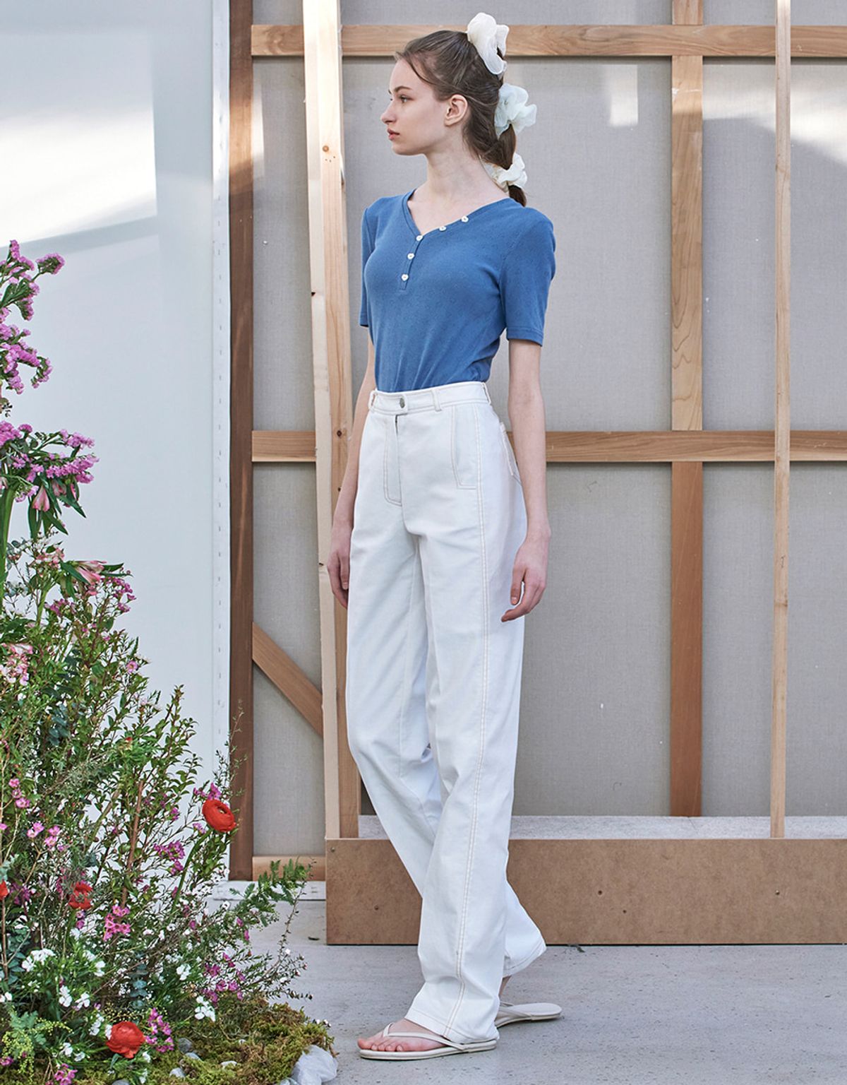 워브먼트(WOVEMENT) Heart Point Pocket Pants White WBBSPA018WH