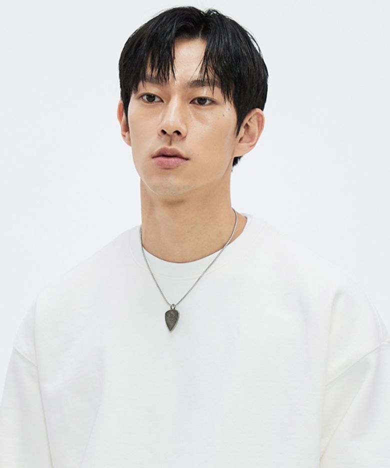 980G 피그먼트 맨투맨-내추럴 아이보리-