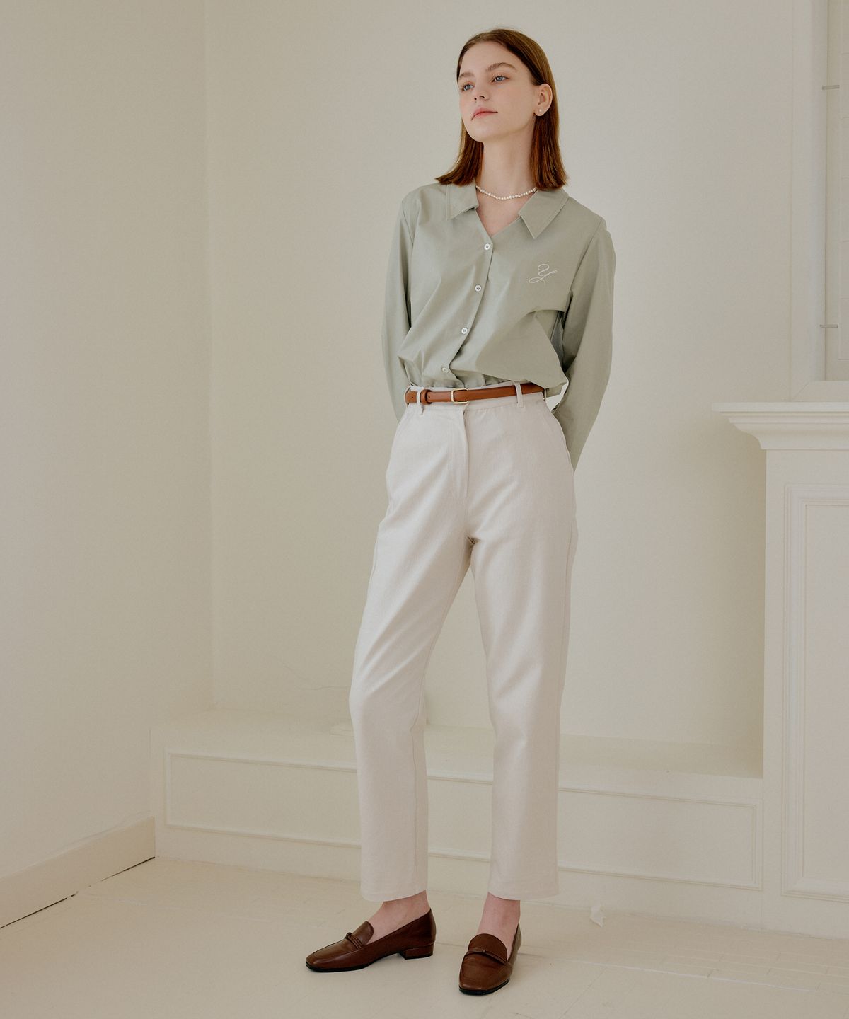 엽페(YUPPE) COTTON CROP PANTS_IVORY
