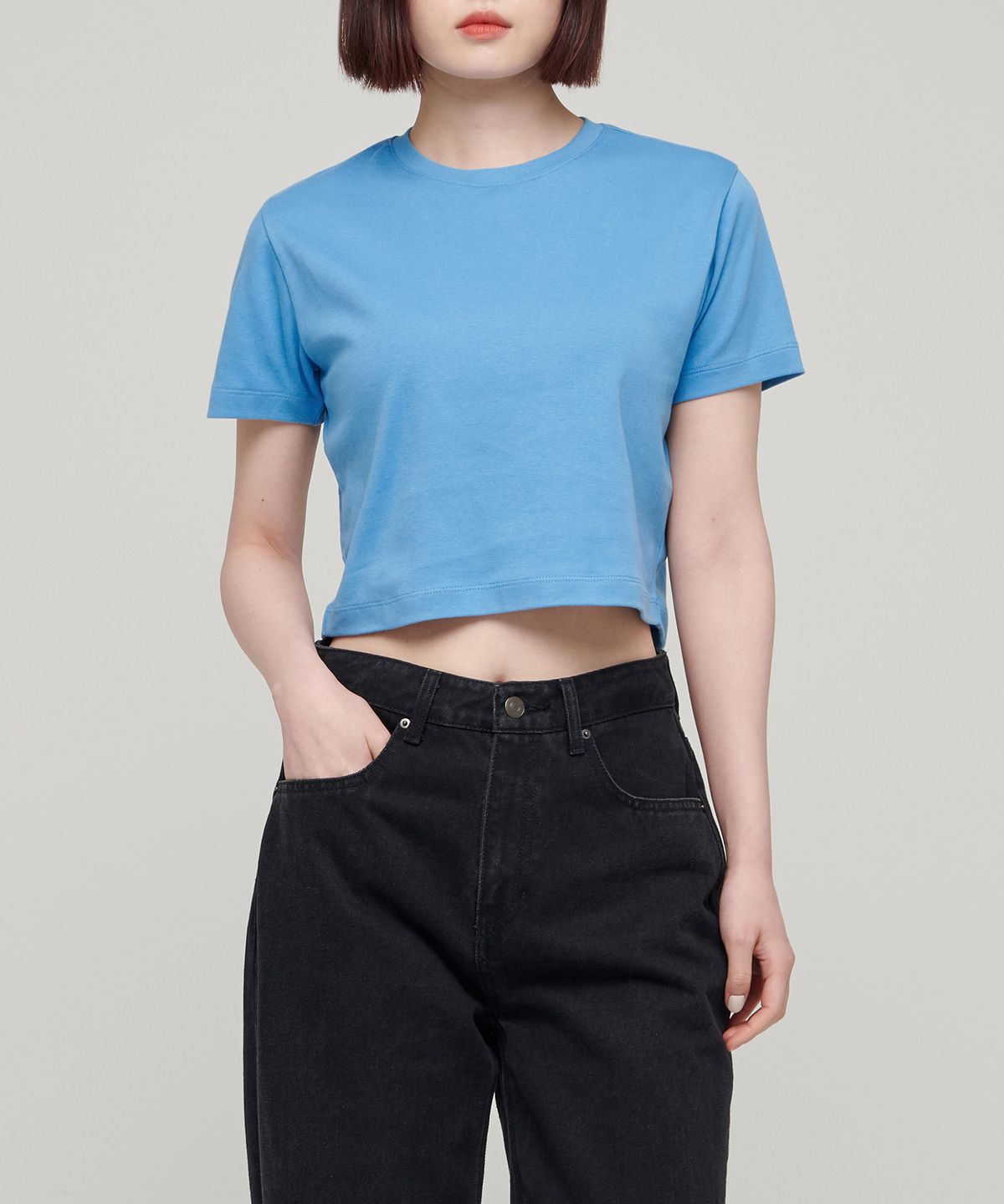 무신사 스탠다드 우먼(MUSINSA STANDARD WOMAN) 우먼즈 크루 넥 크롭 티셔츠 [보니 블루]