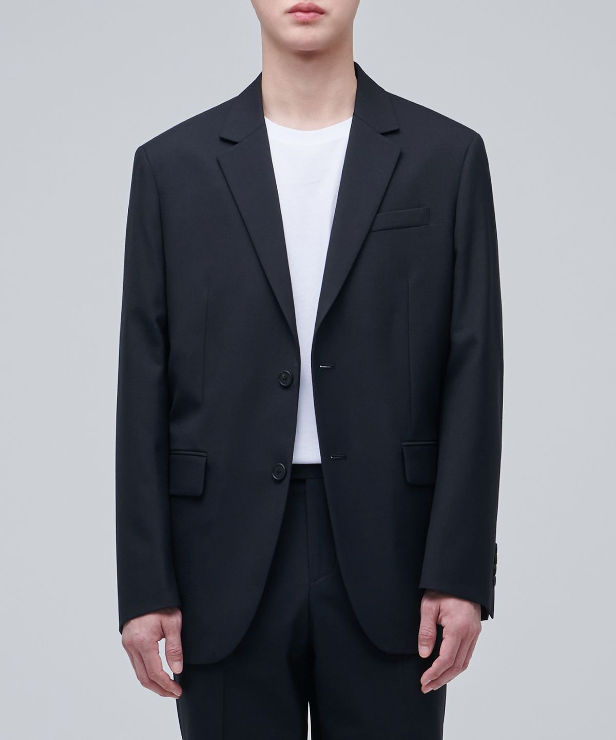 무신사 스탠다드(MUSINSA STANDARD) 울 블렌드 릴렉스드 베이식 블레이저 [네이비]