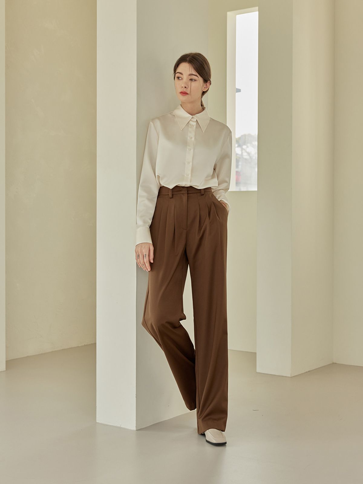 에이리프(A.RIFF) Bri three pinturk banding slacks_BROWN