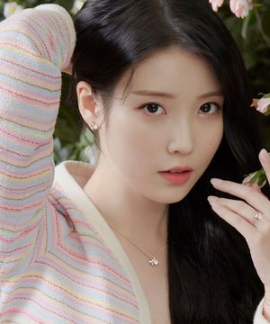 [아이유 PICK] LALA J 귀걸이 (JJLJEQ2BS317SR000)