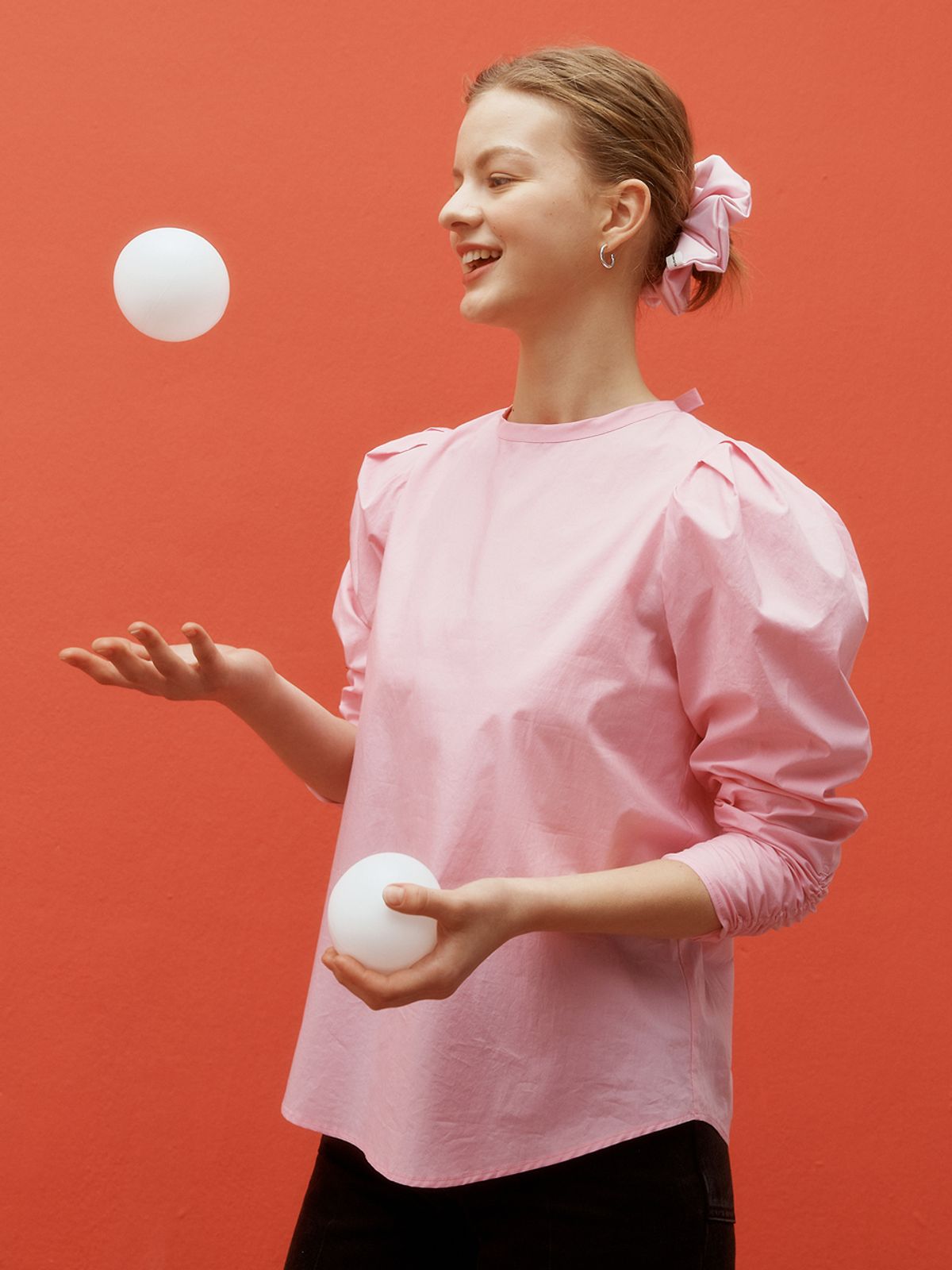 비뮤즈맨션(BEMUSE MANSION) 2 way volume blouse - Pink
