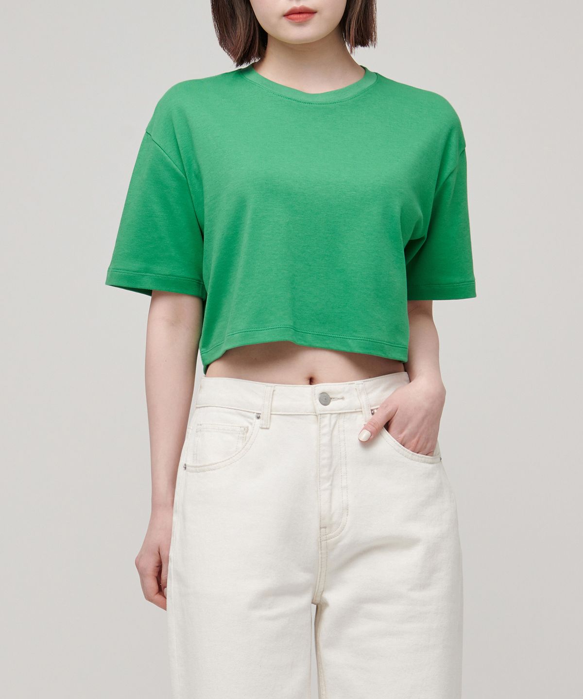 무신사 스탠다드 우먼(MUSINSA STANDARD WOMAN) 우먼즈 릴렉스 핏 크루 넥 크롭 티셔츠 [그라스 그린]