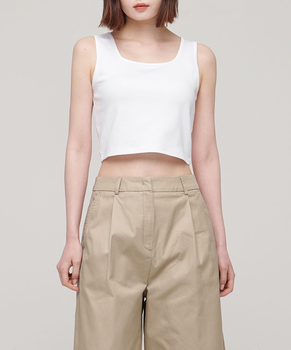 무신사 스탠다드 우먼(MUSINSA STANDARD WOMAN) 우먼즈 크롭 탱크 탑 [화이트]