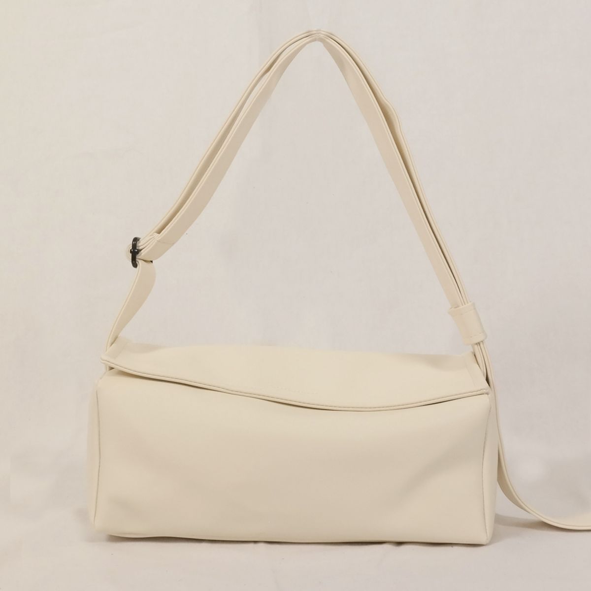 밋맷밋(MEETMETMEET) solen white