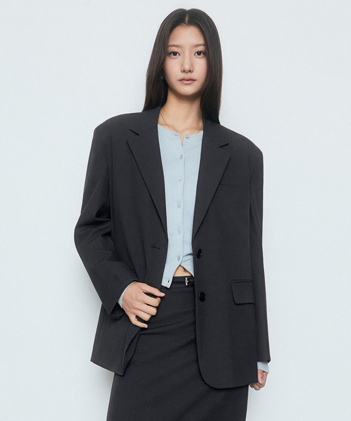 무신사 스탠다드 우먼(MUSINSA STANDARD WOMAN) 우먼즈 오버 숄더 오버사이즈 블레이저 [그레이]