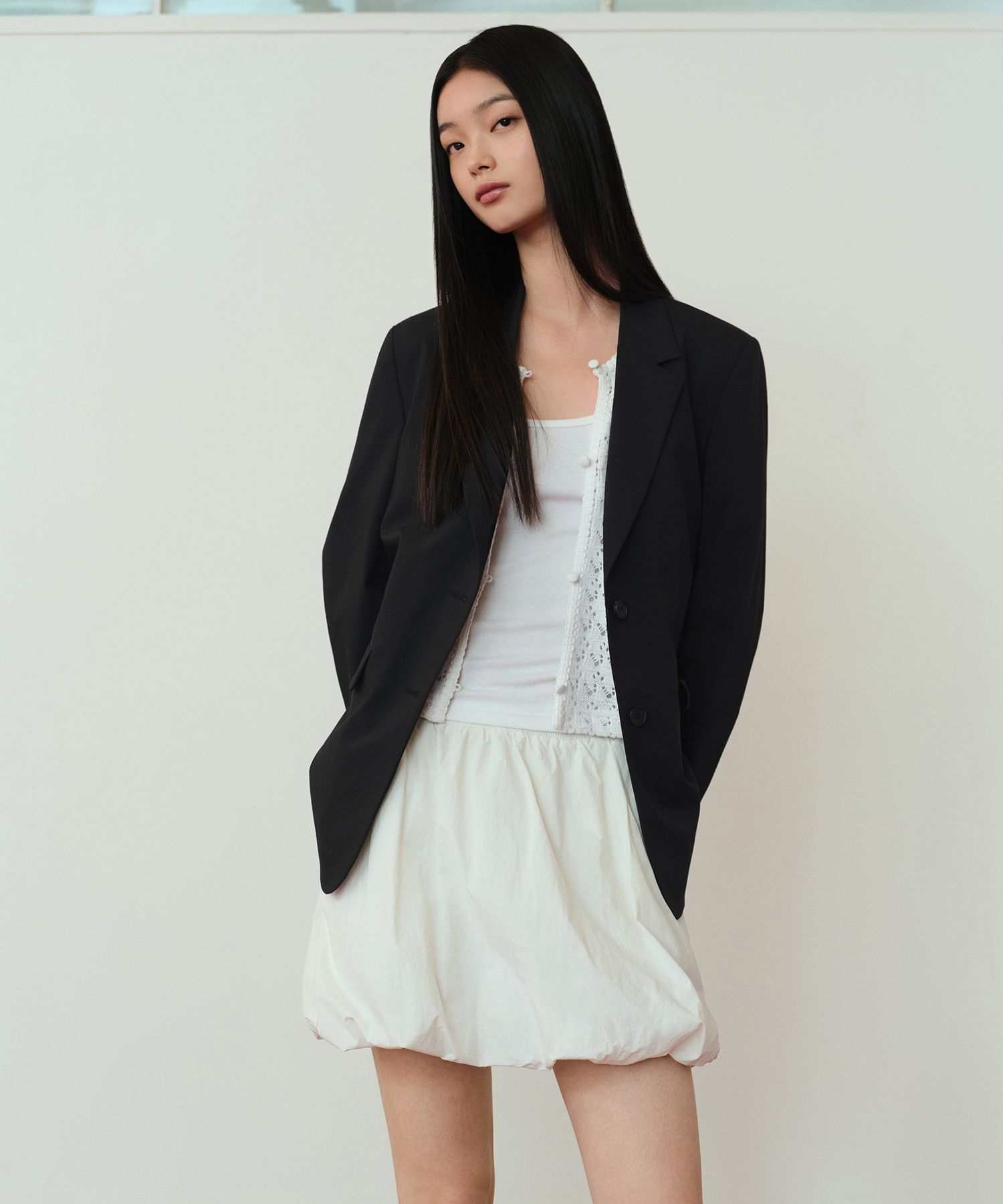 캉캉이 라운드넥 반소매 블라우스 네이비 source detail 42