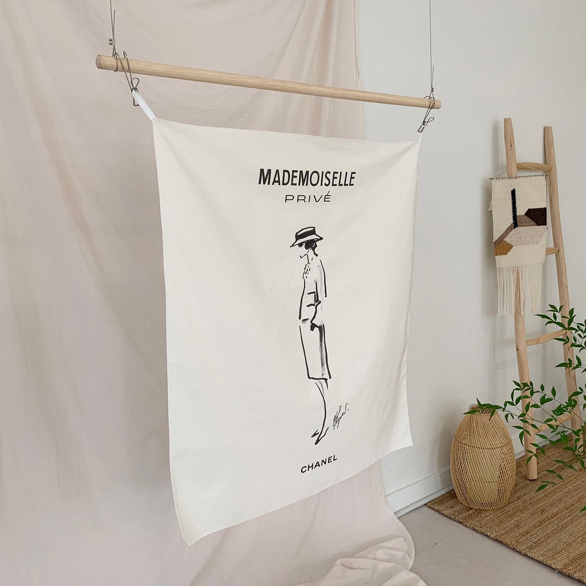 멜팅스튜디오(MELTING STUDIO) 패브릭 인테리어 포스터  / 22번 mademoiselle
