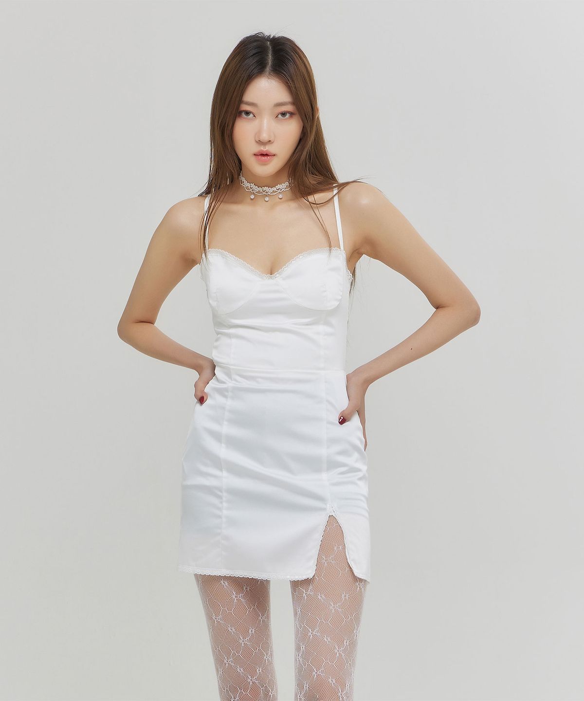 카가미엘(KAGAMI.L) BOLD SLIP BACKLESS MINI ONEPIECE WHITE