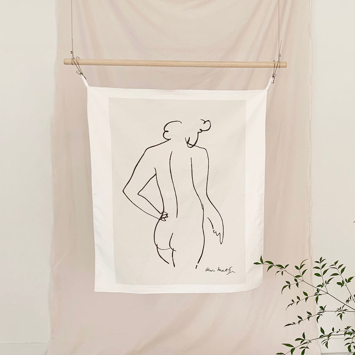 멜팅스튜디오(MELTING STUDIO) 패브릭 인테리어 포스터  / 64번 monica drawing