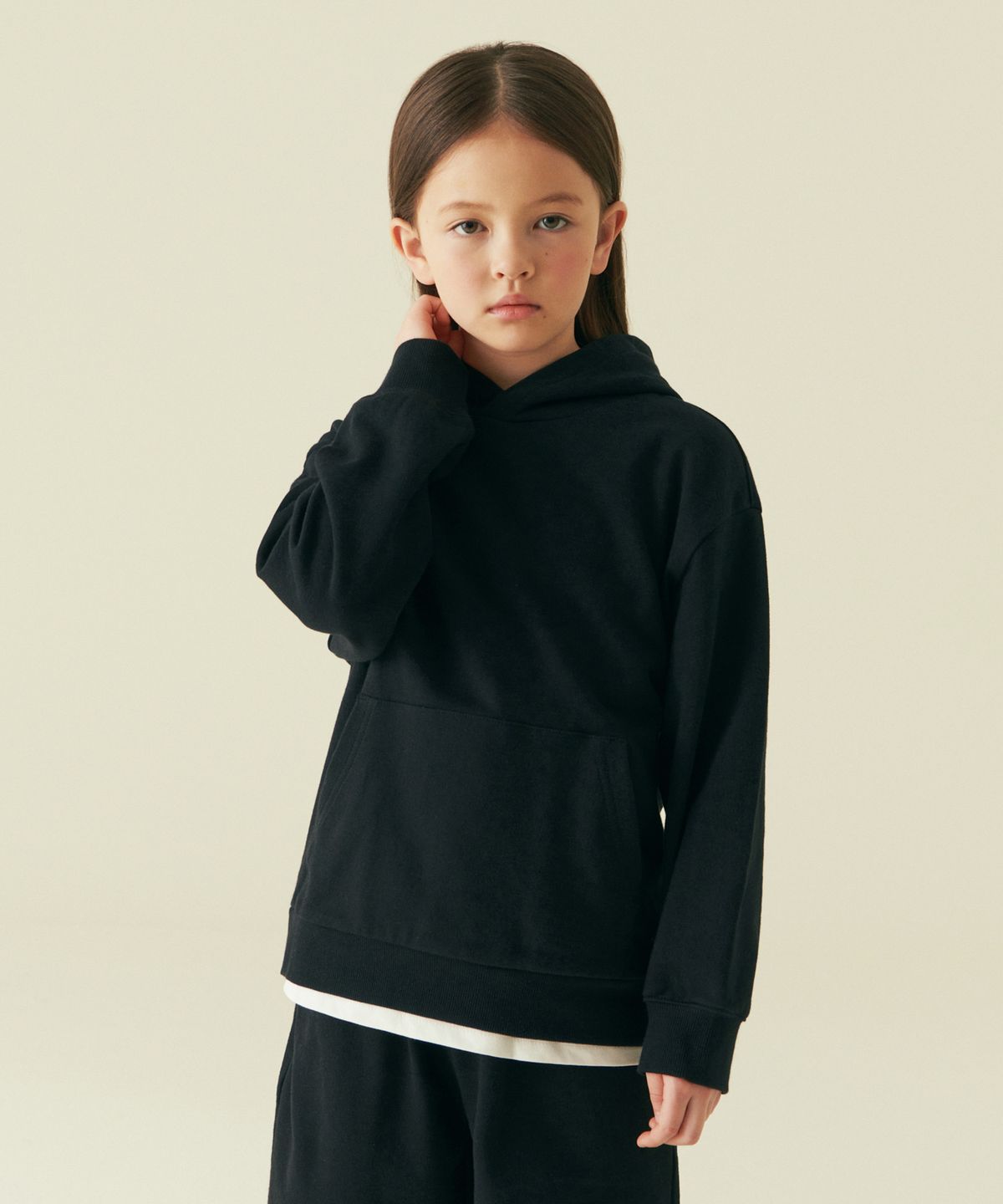 무신사 스탠다드 키즈(MUSINSA STANDARD KIDS) 오버사이즈 후디드 스웨트셔츠 [블랙]
