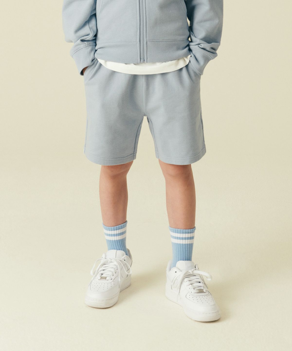 무신사 스탠다드 키즈(MUSINSA STANDARD KIDS) 베이식 스웨트 쇼츠 [블루 그레이]