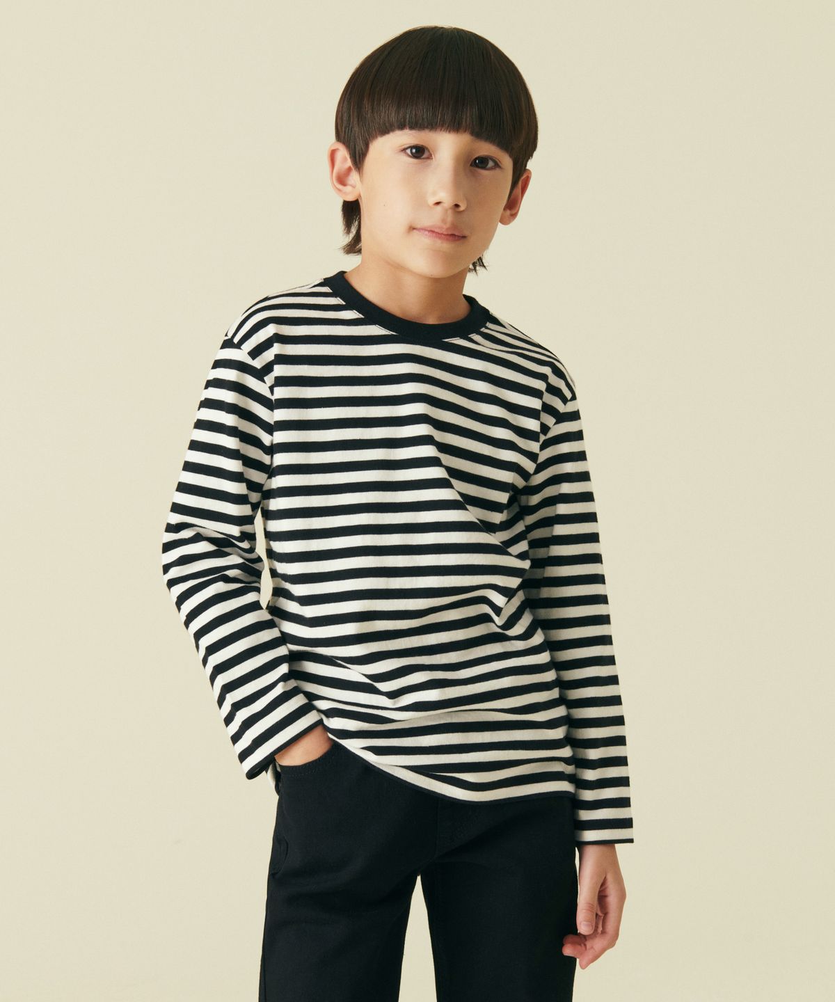 무신사 스탠다드 키즈(MUSINSA STANDARD KIDS) 스트라이프 크루 넥 긴소매 티셔츠 [블랙/화이트]