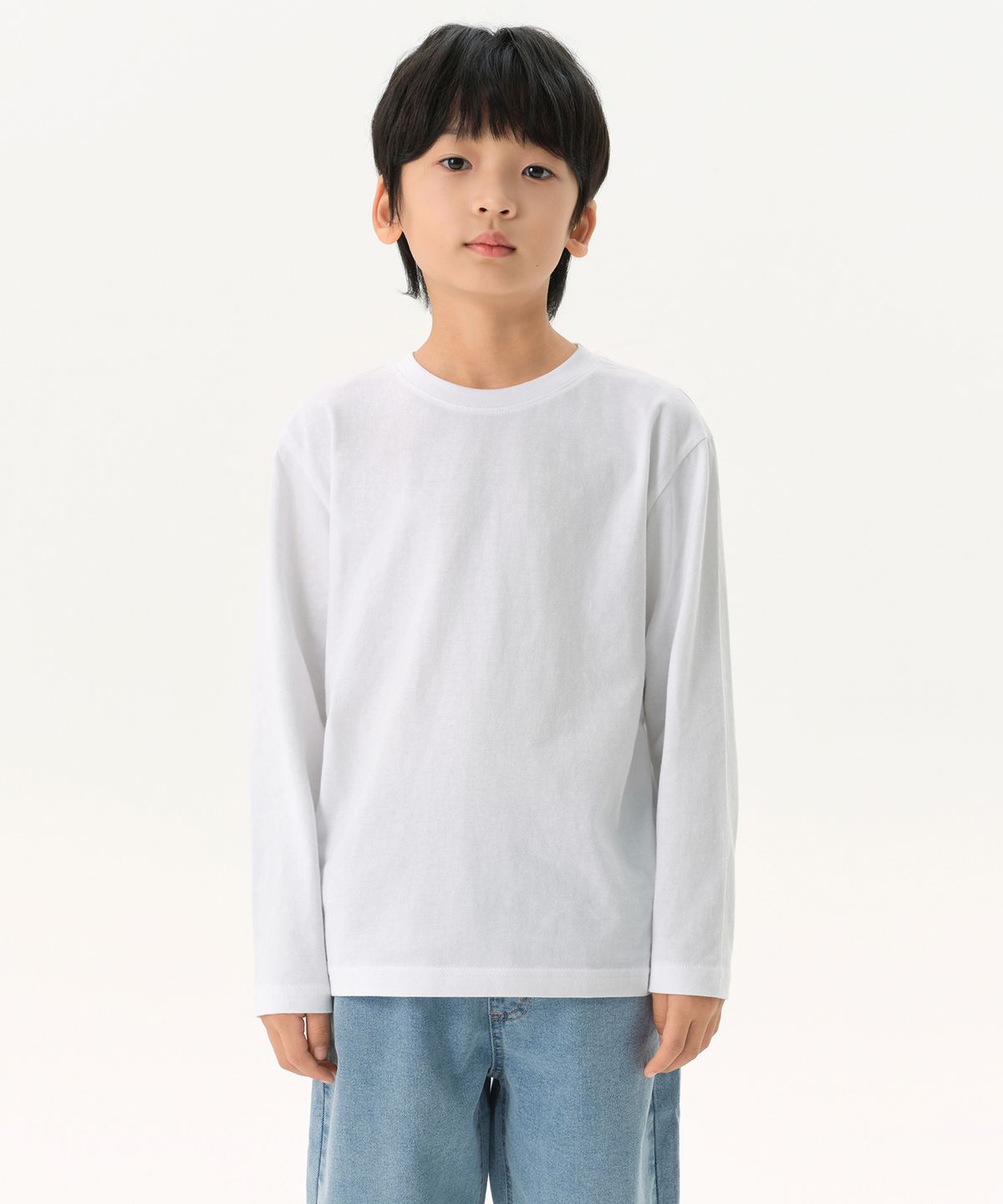 무신사 스탠다드 키즈(MUSINSA STANDARD KIDS) 릴렉스드 크루 넥 긴소매 티셔츠 [화이트]