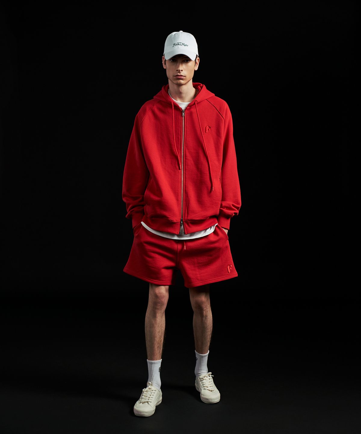 프라이데이 나이트 골프 클럽(FRIDAY NIGHT GOLF CLUB) 에센셜 ‘F’ 로고 스웻 쇼츠_Unisex(Red)