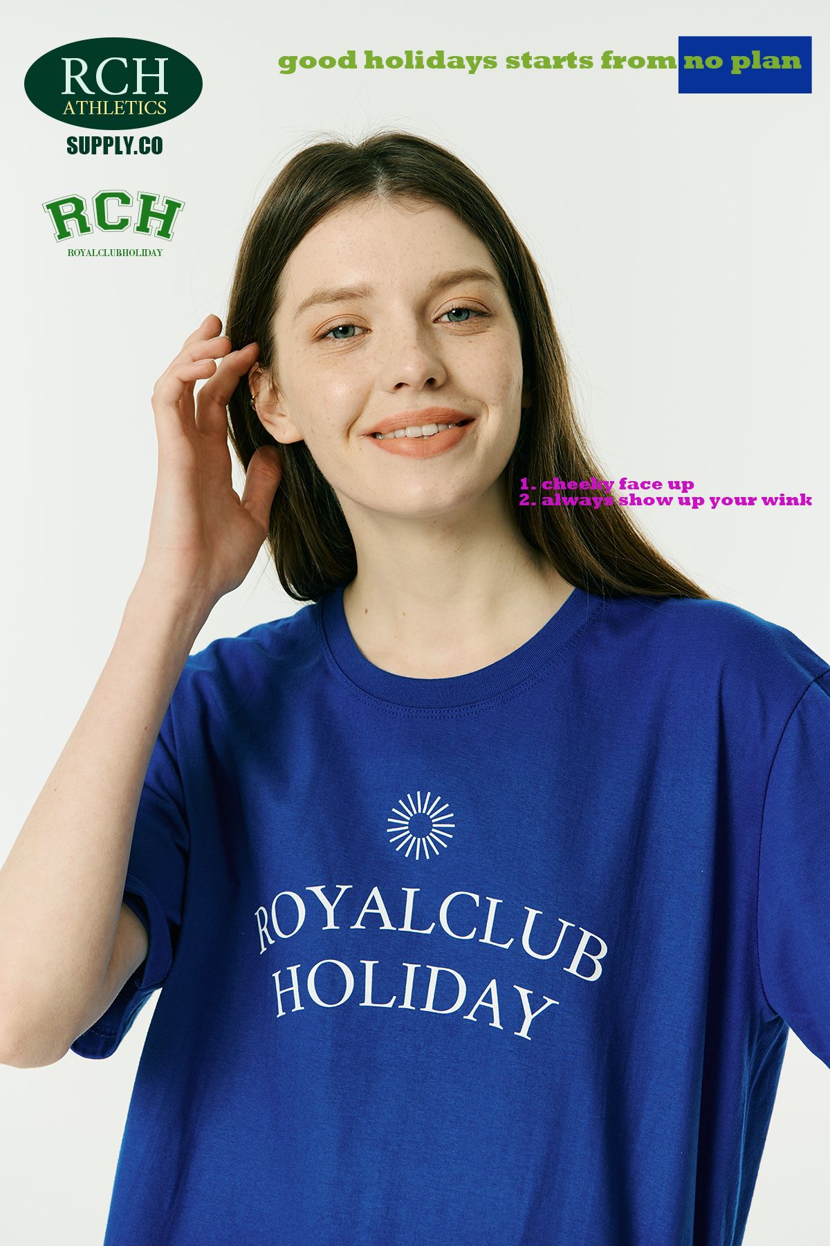로열클럽홀리데이(ROYAL CLUB HOLIDAY) 세미 오버핏 로고 반팔 티셔츠 블루