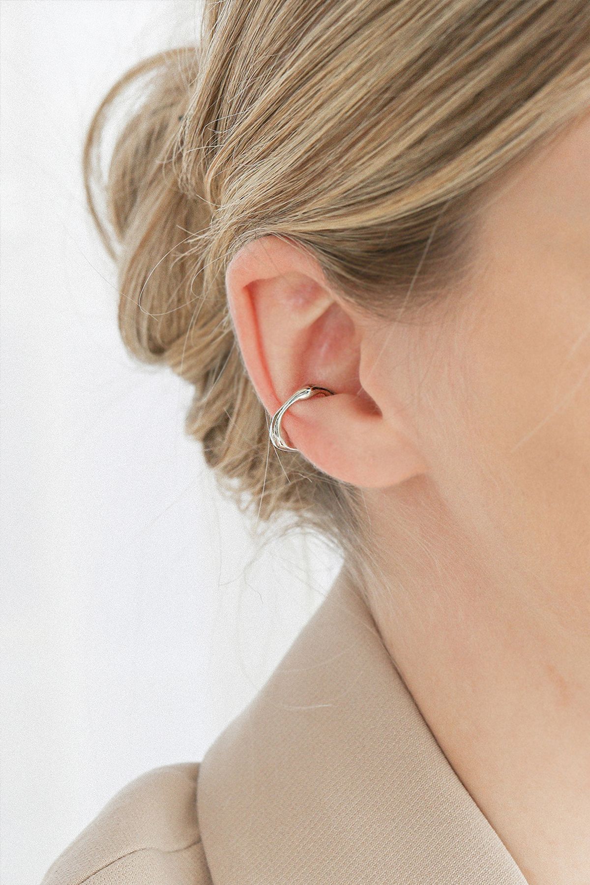 레이지던(LAZYDAWN) unique wave ear cuff C028