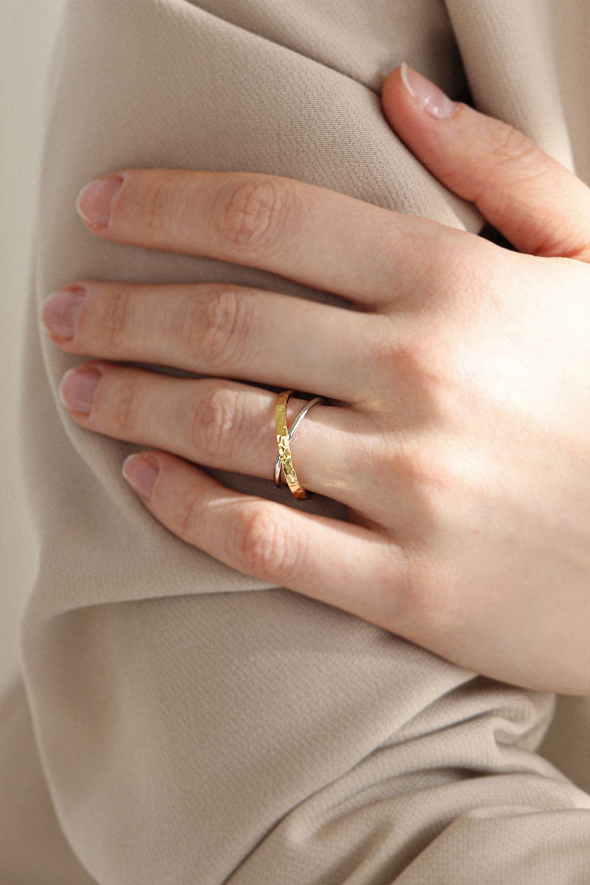 레이지던(LAZYDAWN) two-tone loop ring R035