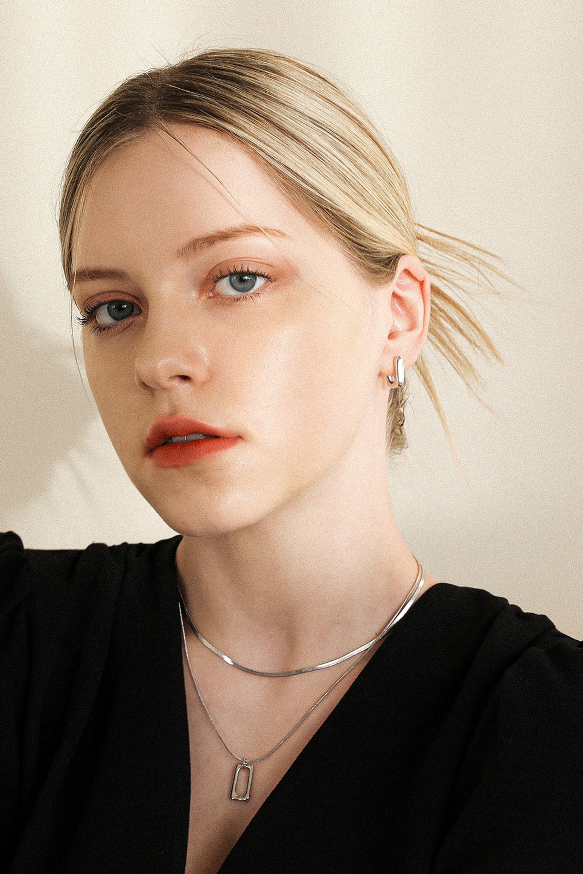 레이지던(LAZYDAWN) mini square earring E046
