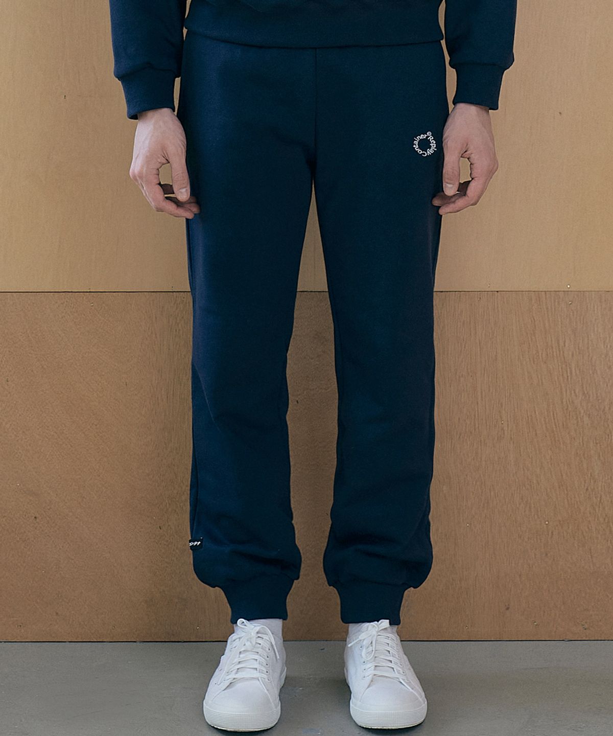 리플레이컨테이너(REPLAY CONTAINER) RC round logo jogger pants (navy)