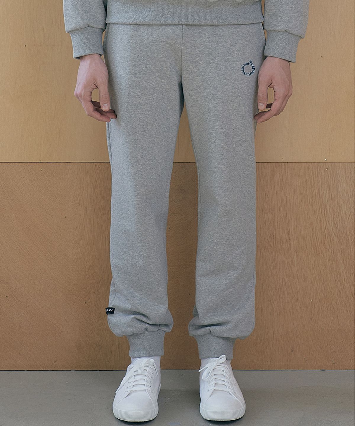 리플레이컨테이너(REPLAY CONTAINER) RC round logo jogger pants (gray)