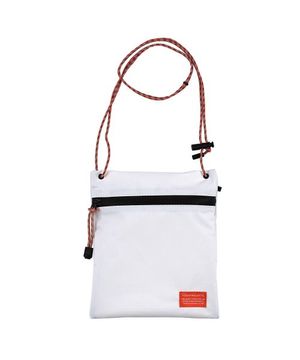 F112V 트래블 사코슈 화이트