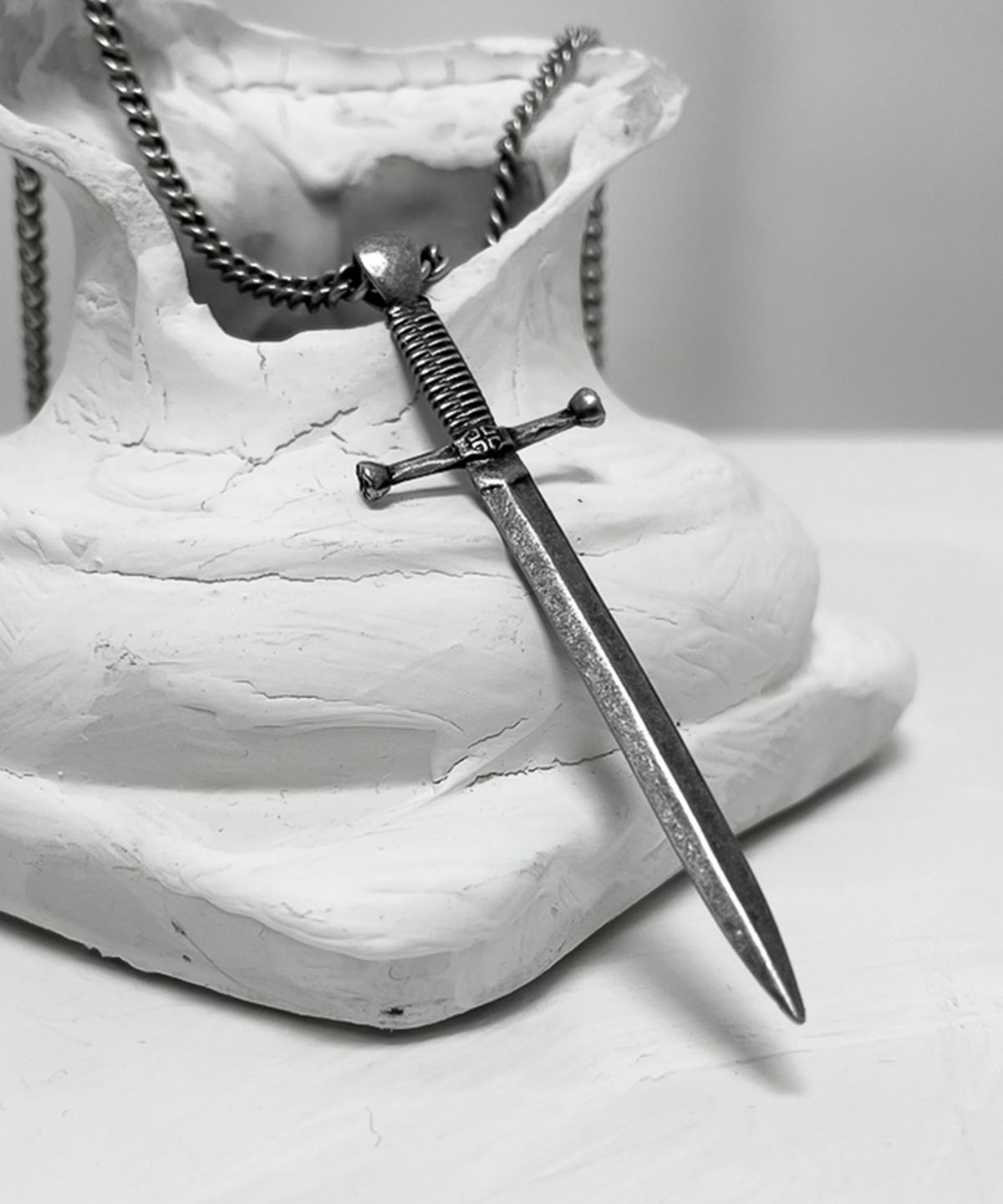 블레스드 뷸렛(BLESSED BULLET) 소드 체인 목걸이