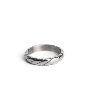 JB050 Twist texture ring