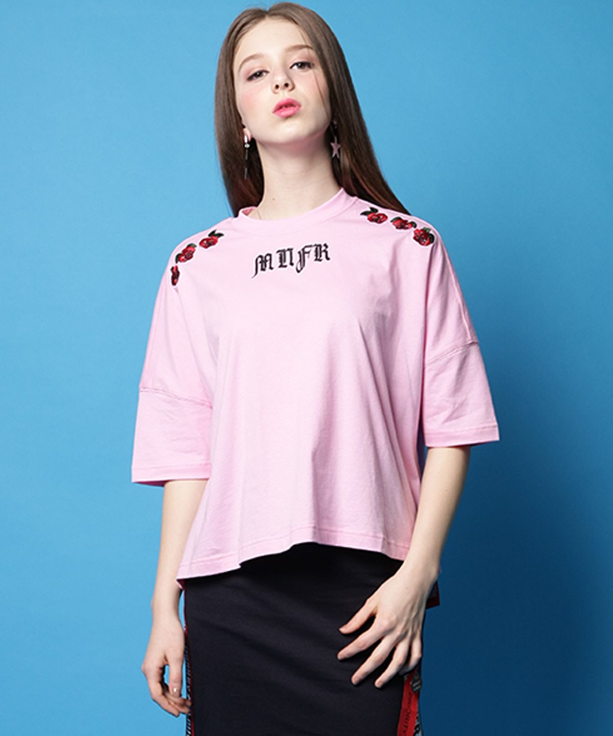 몽키플라워(Monkey Flower) 여성로즈자수 반팔티셔츠/MM8WTS12F  PINK