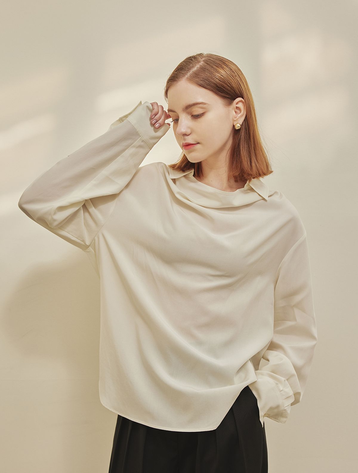에이리프(A.RIFF) Alina drape collar blouse_IVORY