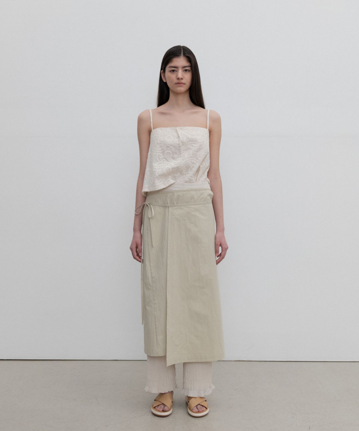 수수무(SUSUMU) CHELSEA SKIRT - SAND