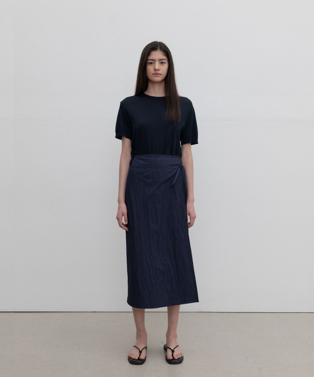 수수무(SUSUMU) VOLCANIC ROCK KNIT - NAVY
